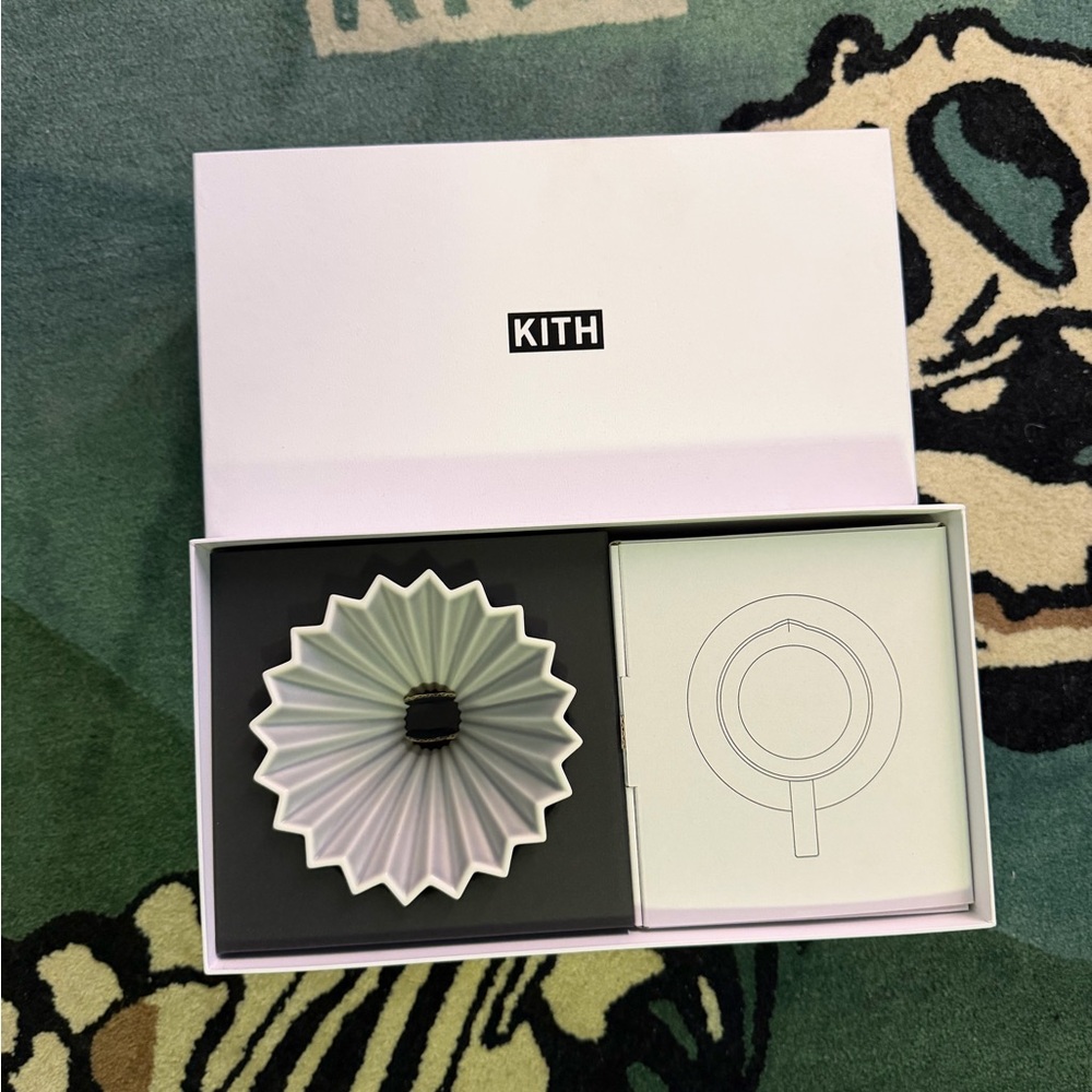 Kith White and Black Coffee Dripper
